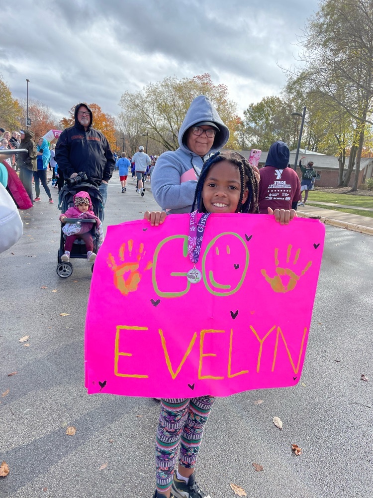 go Evelyn sign